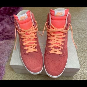 Nike Dunk Sky hi Wedge Sneakers